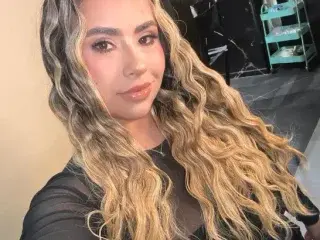 Streamate Live Porn of MaraMoore