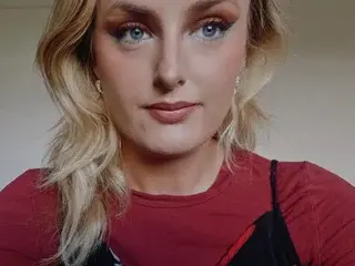 Streamate Sex Cam of EmiWinters23