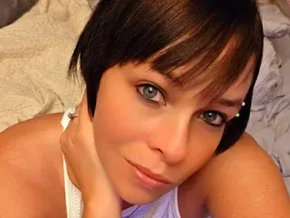 Streamate Sex Cam of thesexymilf22