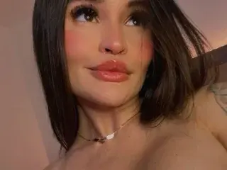 Streamate Adult Webcam of Mia_Santa