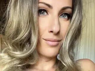 Streamate Free Porn Cam of VictoriaLotus