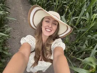 Streamate Live Porn of Kylie_xoxo