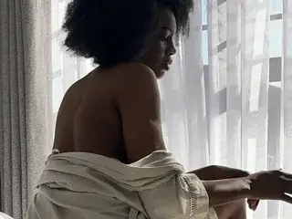 Streamate Adult Webcams of MelaninDose
