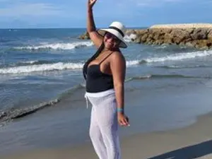Streamate Best live sex cam show of sweetNahileea18