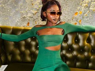 Streamate Live Sex of BabySlimxx