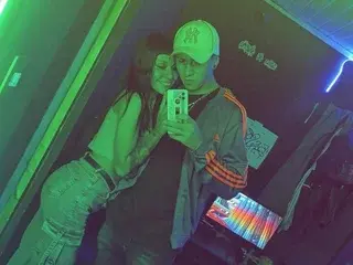 Streamate Adult Video Chat of COUPLE25_33