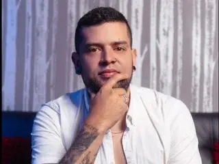 Streamate Free Porn Cam of NickBooss