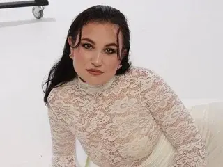 Streamate Free Porn Cam of LilyFoxyyy