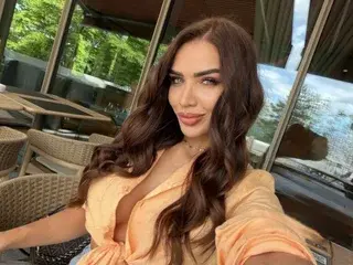 Streamate Live Sex Cam of EllaaMayers