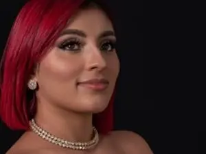 Streamate Live Sex of LizMonrou