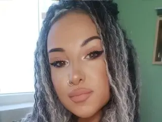 Streamate Sex Chat of sierra_quinn