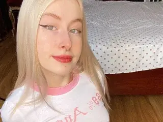 Streamate Free Live Porn of MelaniePlay