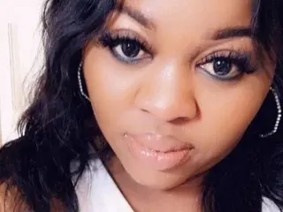 Streamate Live Porn of BIGBOOTYASS29