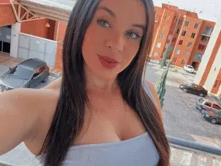 Streamate Live Porn of Laura_Wilson