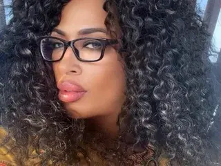 Streamate Watch Live Sex Cams of LuckyKisses