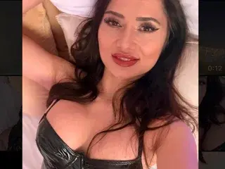 Streamate Free Live Porn of AnnaKarinaX
