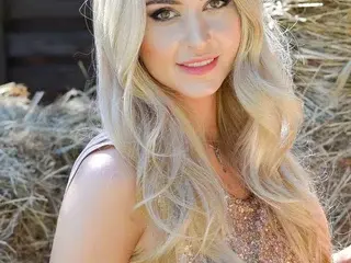 Streamate Live Sex of MelanieSpaces