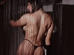 Streamate Sex Cam of YelinaMontana