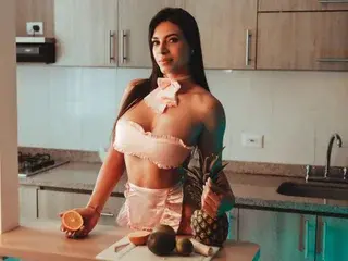Streamate Adult Webcams of YelinaMontana