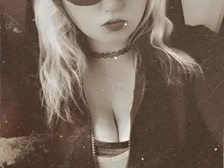 Streamate Live Porn of SookieSinclairXo