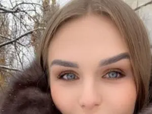 Streamate Live Sex Cam of KiraGrayy