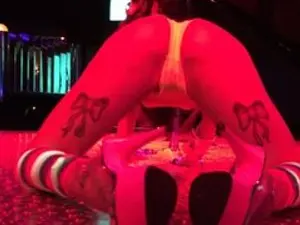 Streamate Live Porn of SouthBeachSizzle