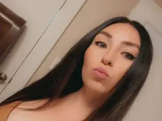 Streamate Sex Cam of MilfyLucy91