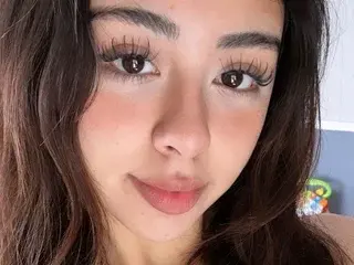 Streamate Best live sex cam show of Arianabaddiewoman