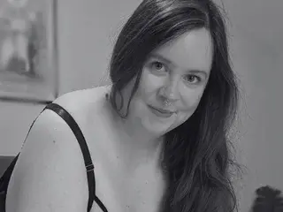 Streamate Nude Webcam of Helenaoates