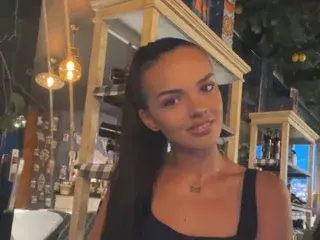 Streamate Live Porn of CarolinaPetra