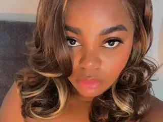 Streamate Private Sex Chat of Mia_briit
