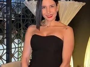 Streamate Private Sex Chat of Lara_Jonness