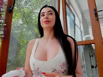 Stripchat Adult Video Chat of Naila18