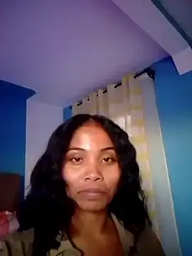 Stripchat Live Sex Cam of naya86