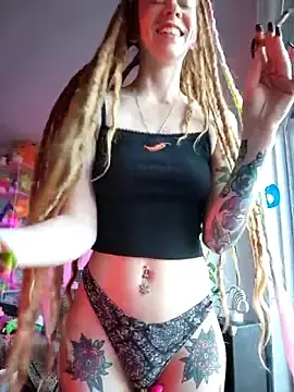 Stripchat Best live sex cam show of LucidLucy