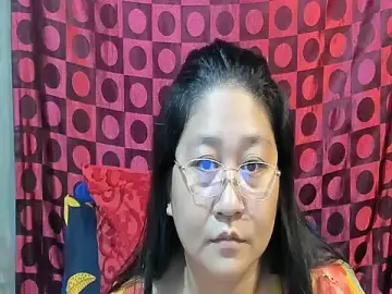 Stripchat Live Sex of CHUBBY_ANGEL09