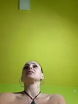 Stripchat Adult Video Chat of Caramellaa