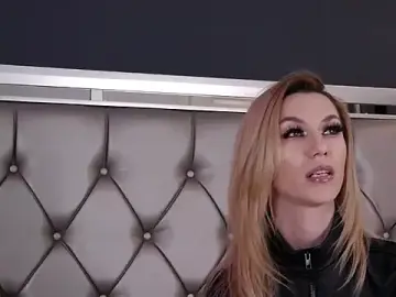 Stripchat Best live sex cam show of MayaHale