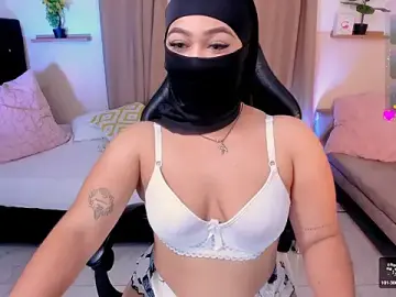 Stripchat Watch Live Sex Cams of Kendra_Kait