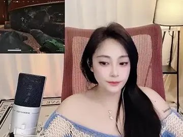 Stripchat Live Porn of Daisy-77