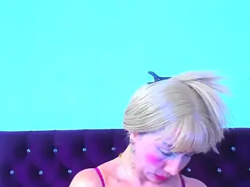 Stripchat Sex Cam of almabeckelt