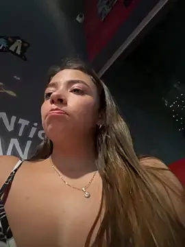 Stripchat Sex Cam of Hall_16