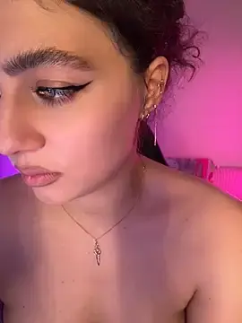 Stripchat Live Sex Cam of Your_insomniya