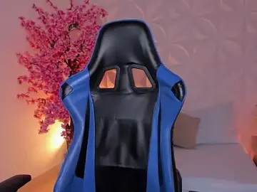 Stripchat Free Live Porn of cora_22