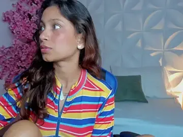 Stripchat Adult Webcam of cora_22