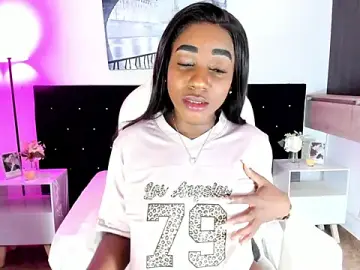 Stripchat Free Porn Cam of cristaaalclocks1