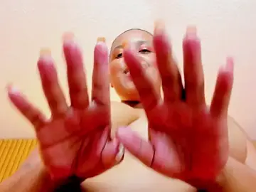Stripchat Free Porn Cam of nahomygrey_