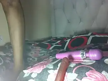 Fucking hard milf cams