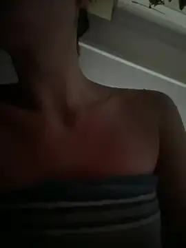 Stripchat Adult Webcam of RedAssHottie