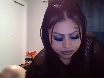 Stripchat Live Porn of chicanachic13